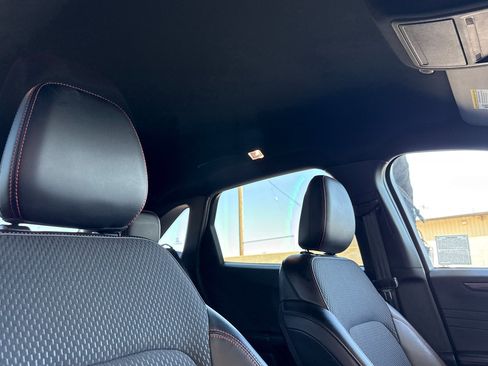 Used 2025 Ford Escape ST-Line image 17