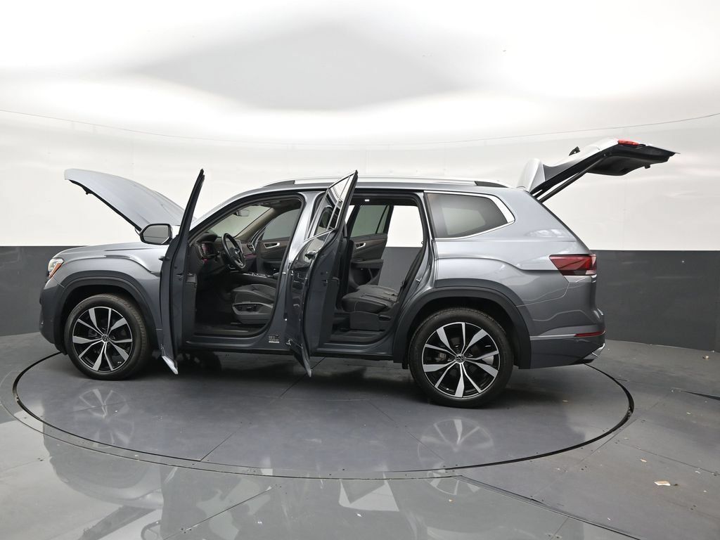 Used 2025 Volkswagen Atlas SEL Premium R-Line AWD/4WD image 30
