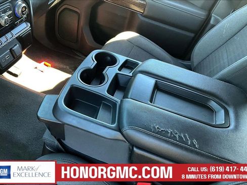 Used 2020 GMC Sierra 3500 SLE w/ SLE Convenience Package AWD/4WD image 17