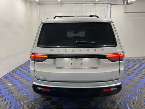 Used 2022 Jeep Wagoneer Series II w/ Premium Group I image 5