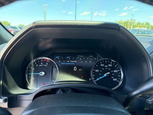 Used 2020 Ford F350 Platinum w/ FX4 Off-Road Package AWD/4WD image 14