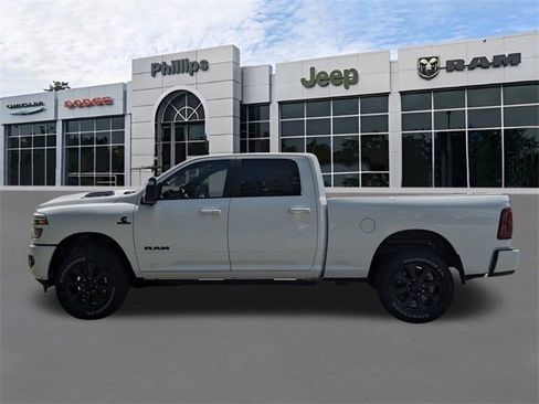 New 2025 RAM 2500 Laramie image 7