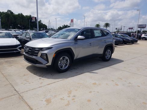New 2026 Hyundai Tucson SE FWD image 3