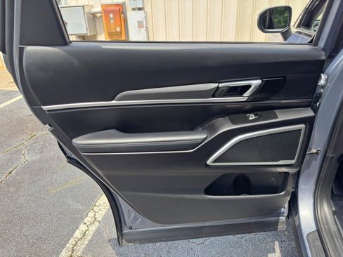 Used 2020 Kia Telluride S AWD/4WD image 42