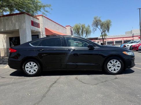 Used 2019 Ford Fusion S FWD image 2