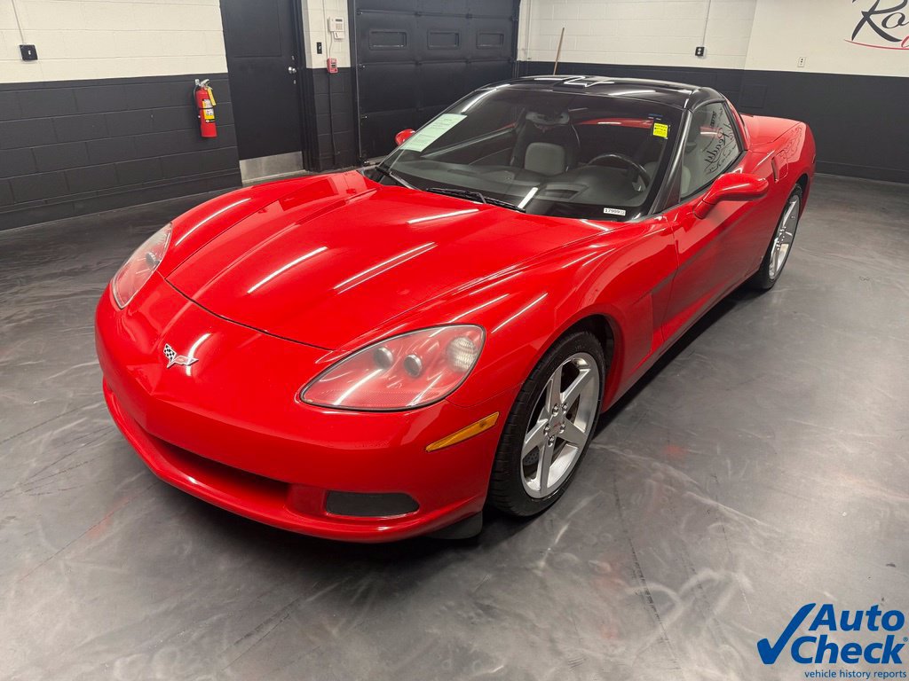 Used 2007 Chevrolet Corvette Coupe w/ Preferred Equipment Group RWD image 6