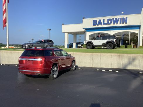 Used 2021 GMC Acadia Denali FWD image 7