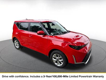 Used 2025 Kia Soul LX w/ LX Technology Package