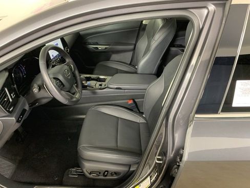 Used 2025 Lexus NX 350 AWD w/ Accessory Package (2T) image 19