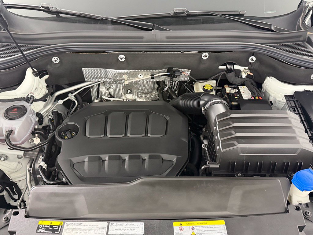 Used 2024 Volkswagen Atlas SE w/ Black Wheel Package FWD image 22