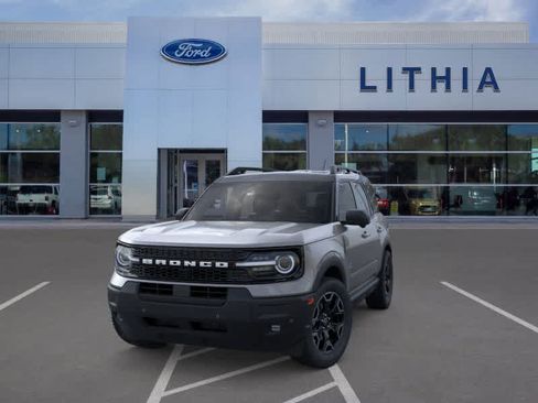 New 2025 Ford Bronco Sport Outer Banks w/ Outer Banks Tech Package+ AWD/4WD image 2