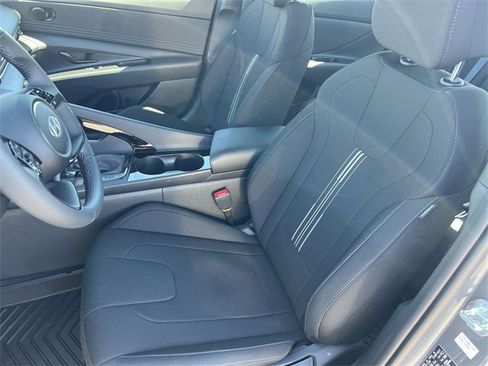 New 2026 Hyundai Elantra SEL Sport image 25