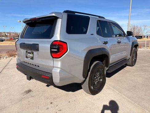 Used 2025 Toyota 4Runner SR5 image 7