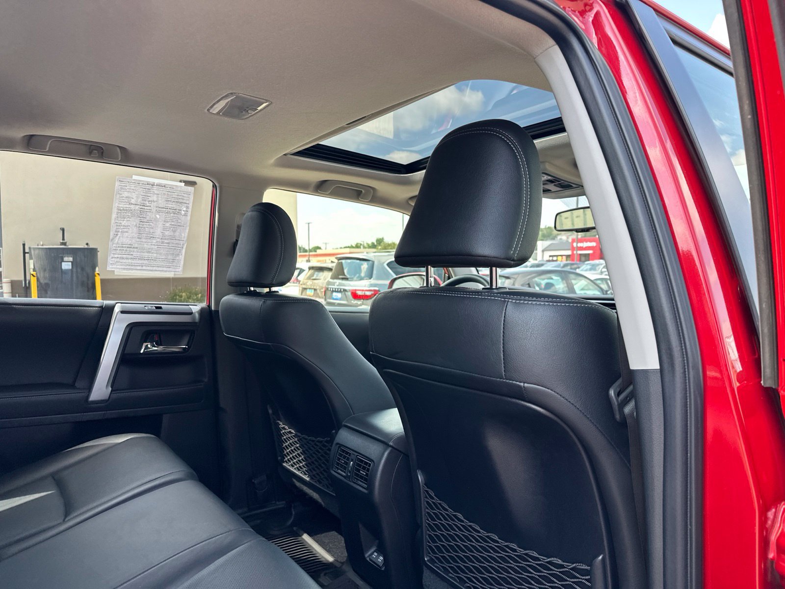 Used 2022 Toyota 4Runner Limited AWD/4WD image 33