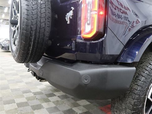 Used 2021 Ford Bronco Outer Banks AWD/4WD image 9