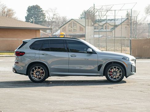 Used 2026 BMW X5 xDrive40i w/ Executive Package image 4