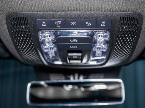 New 2026 Mercedes-Benz GLB 250 image 23