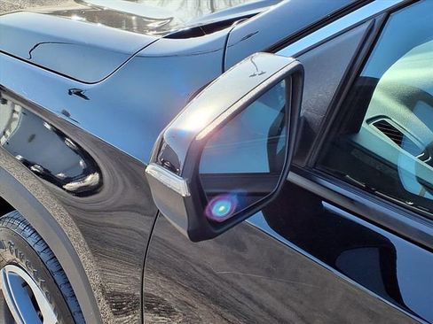 Used 2021 GMC Terrain SLT image 41