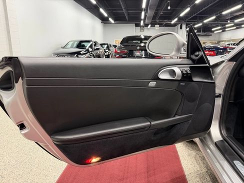 Used 2010 Porsche Cayman S RWD image 29