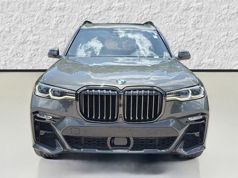 Used 2022 BMW X7 M50i w/ Dynamic Handling Package AWD/4WD image 8