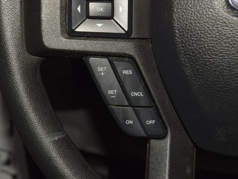 Used 2023 Ford E-450 and Econoline 450 Super Duty w/ Power Windows & Locks Group RWD image 26