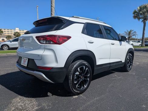 Used 2023 Chevrolet TrailBlazer LT w/ Convenience Package image 4