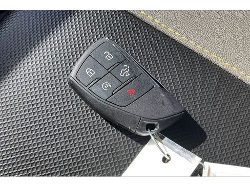 Used 2024 Chevrolet Silverado 2500 ZR2 w/ Technology Package image 14