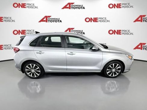 Used 2020 Hyundai Elantra GT w/ Style Package 02 FWD image 8