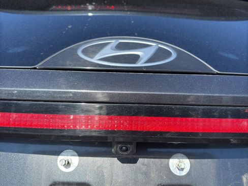 Used 2023 Hyundai Tucson Limited image 15