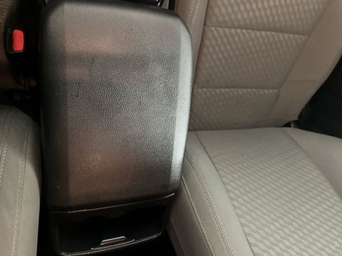 Used 2022 Toyota Tacoma SR image 23