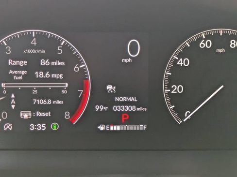Used 2025 Honda Pilot EX-L image 31
