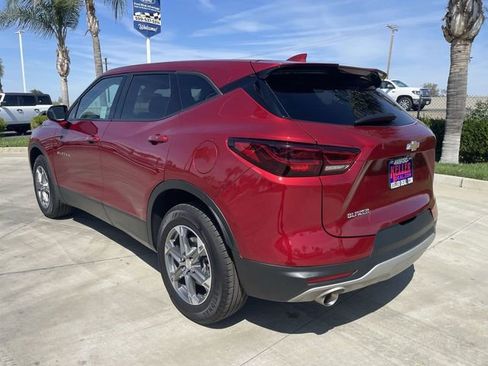 Used 2023 Chevrolet Blazer LT FWD image 6