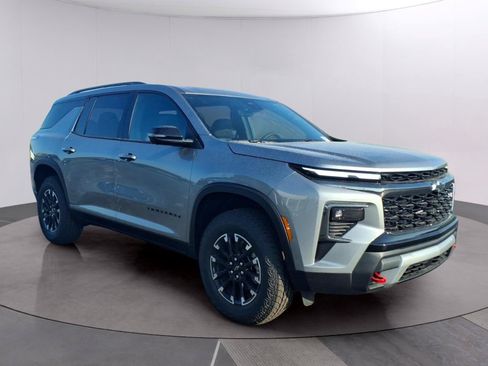 New 2026 Chevrolet Traverse Z71 w/ Driver Confidence Package AWD/4WD image 7