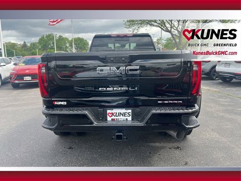 New 2026 GMC Sierra 3500 Denali Ultimate AWD/4WD image 4