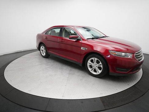 Used 2016 Ford Taurus SEL w/ Equipment Group 201A image 13