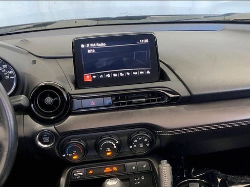 Used 2021 MAZDA MX-5 Miata RF Club image 5
