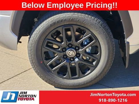 New 2026 Toyota Tundra Limited AWD/4WD image 9