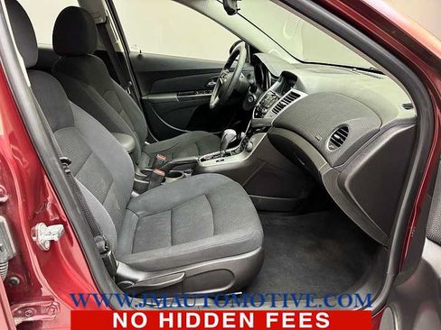 Used 2015 Chevrolet Cruze LT FWD image 19