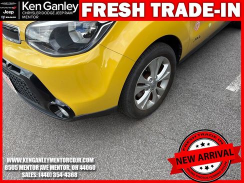 Used 2016 Kia Soul + FWD image 5