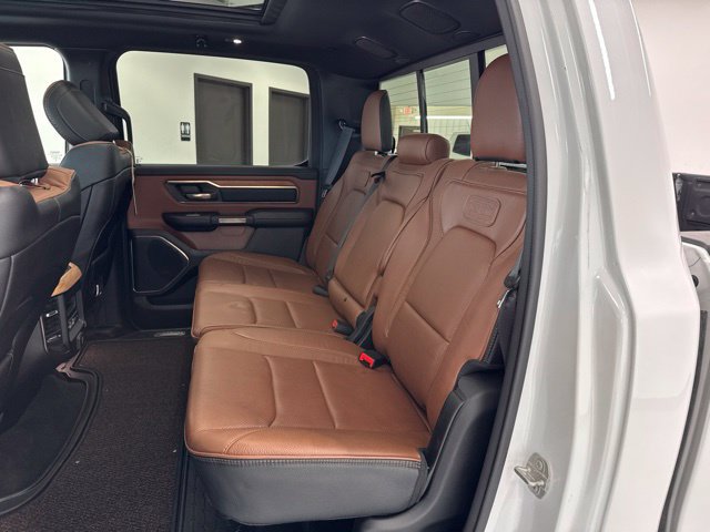 Used 2023 RAM 1500 Limited w/ Body-Colour Bumper Group AWD/4WD image 24
