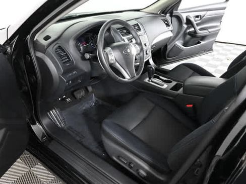Used 2017 Nissan Altima 2.5 SR FWD image 15
