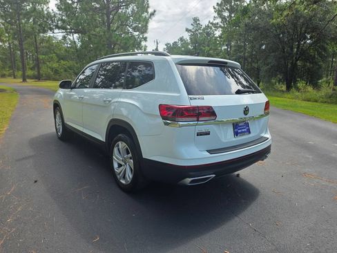 Used 2021 Volkswagen Atlas SE FWD image 3