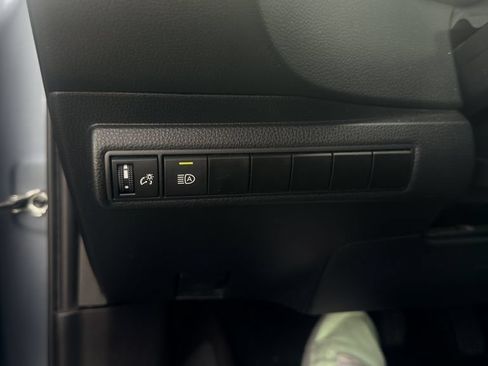 Used 2024 Toyota Corolla SE FWD image 23