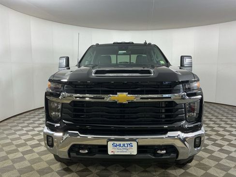 New 2026 Chevrolet Silverado 2500 LT w/ Convenience Package AWD/4WD image 2