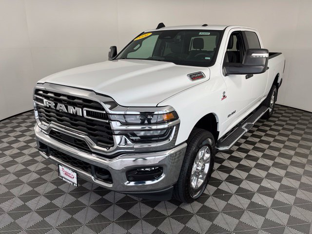 Used 2026 RAM 2500 Big Horn AWD/4WD image 3