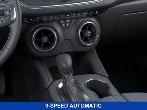 New 2026 Chevrolet Blazer LT image 24