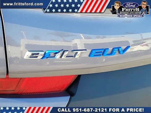 Used 2023 Chevrolet Bolt EUV LT w/ Convenience Package image 17