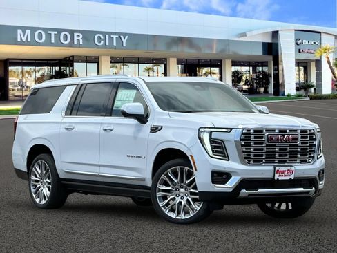 New 2026 GMC Yukon XL Denali w/ Denali Reserve Package AWD/4WD image 2