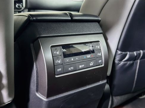 Used 2023 Lexus GX 460 w/ Black Line Special Edition AWD/4WD image 28