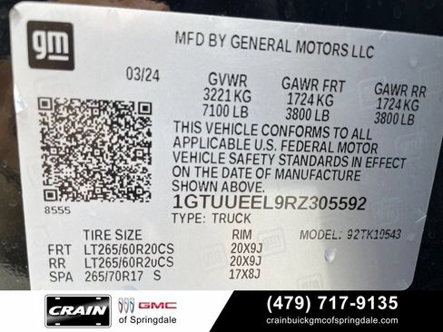 Used 2024 GMC Sierra 1500 AT4 w/ Technology Package AWD/4WD image 33